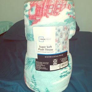 Mainstays NWT Soft Plush Throw